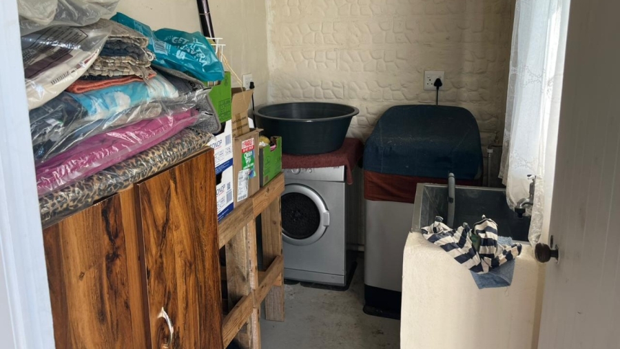 2 Bedroom Property for Sale in Napier Western Cape